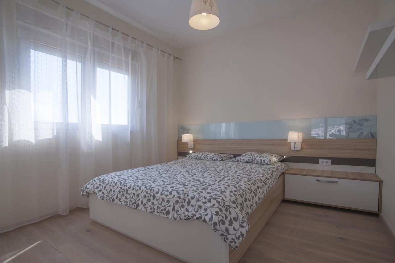 Apartment Jk *